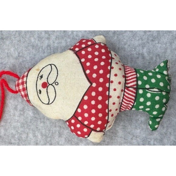Lot of 9 Vintage Christmas Ornaments Fabric Some Quilted Homemade‎ Stitched - Picture 10 of 11